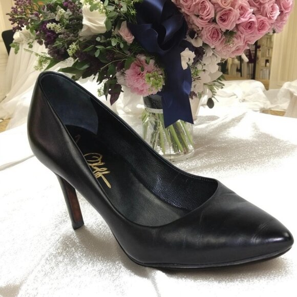 Joan Oloff Deborah Black Luxury Leather Mid-Stiletto Heel, Size 36 (US 6) - Picture 1 of 10